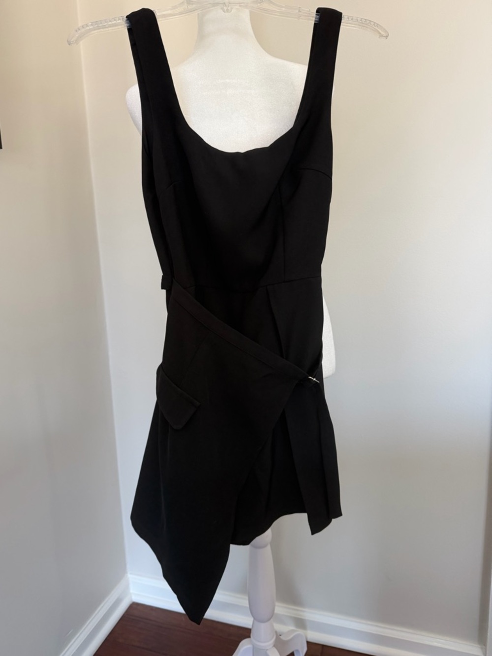Hello Molly Beauty Editor Wrap Front Romper - Picture 3 of 6